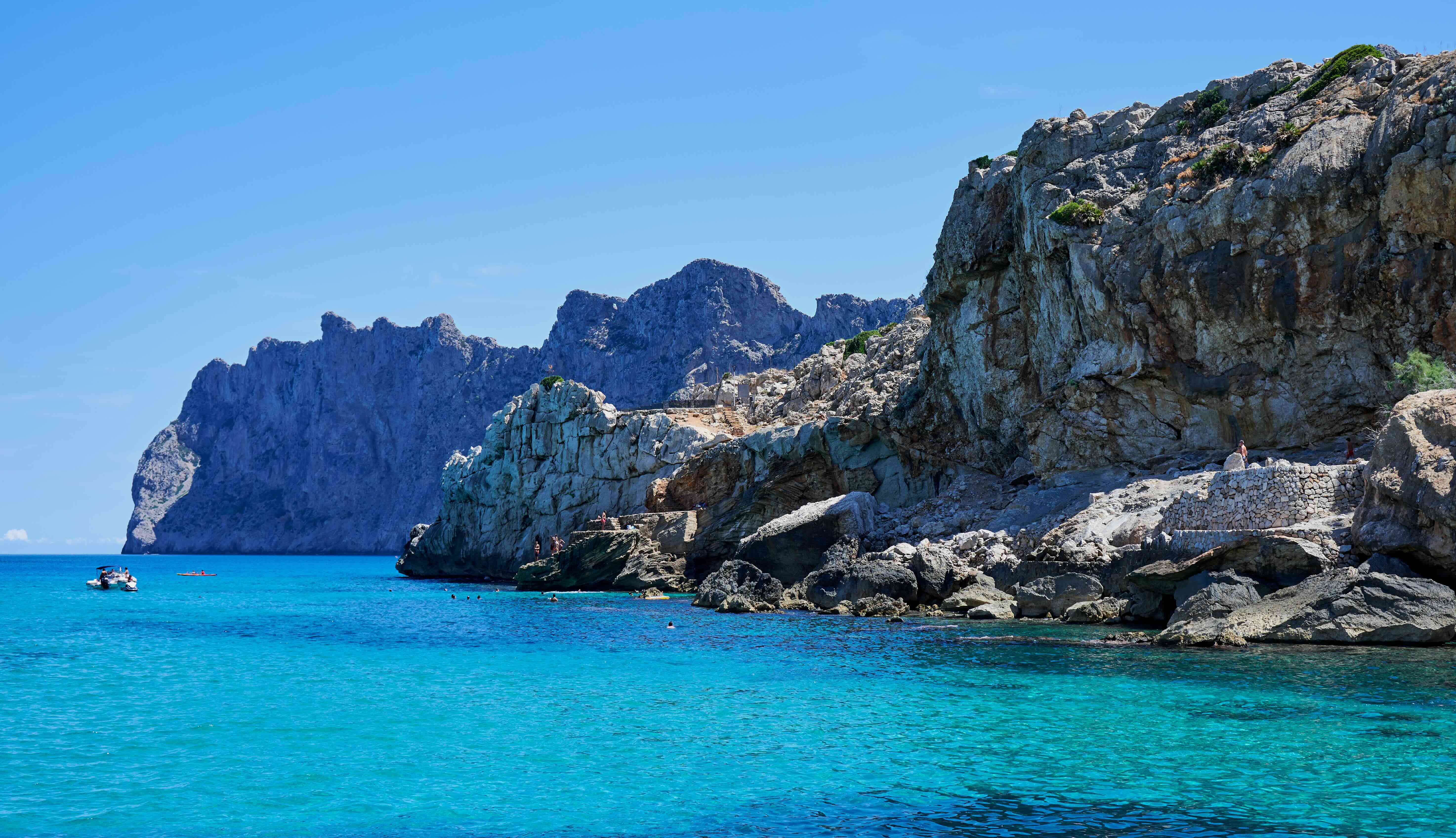 Cavall Bernat, Cala Sant Vicenç